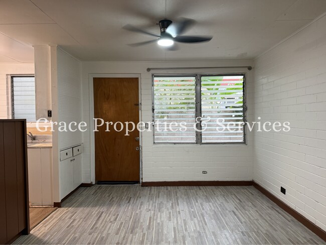 Building Photo - 0022ANG