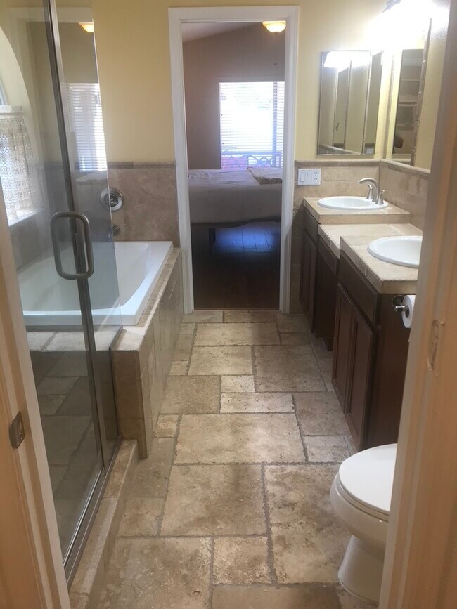 Building Photo - 4753 W Monterey St