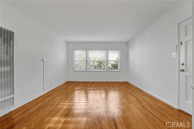 Building Photo - 10620 Holman Ave