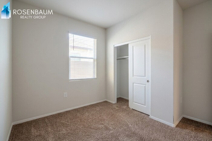 Building Photo - 2431 S 46th St