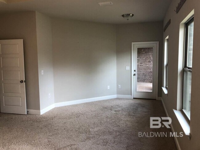 Building Photo - 23738 Havasu Dr