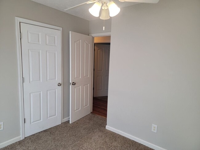Building Photo - Hogansville Rental, 3 Bedroom, 2 Bath, Aug...