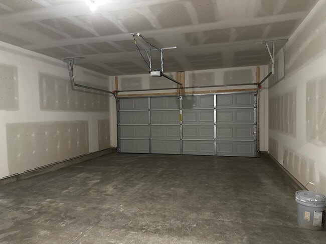 Building Photo - 1254 Fairstone Dr