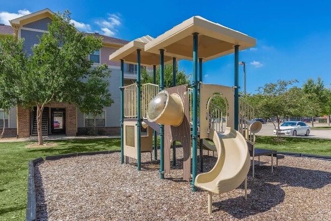 Building Photo - 11320 Greenwell Springs Rd