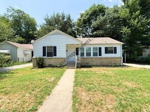 Building Photo - 609 Prothro St