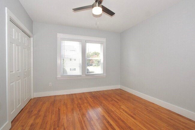 Building Photo - 124 Heywood St