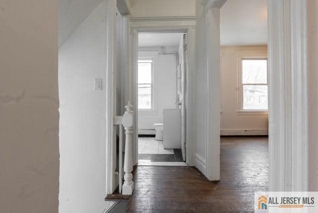 Building Photo - 410 Chadwick Ave