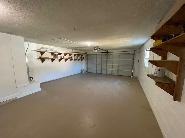 Building Photo - 100 Avalon Ct