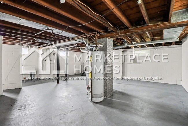 Building Photo - 22046 Birchwood Ave