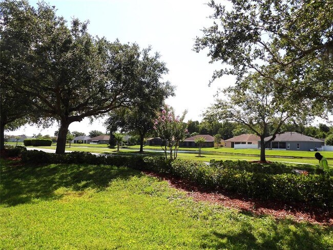Building Photo - 3074 Bay Laurel Cir N