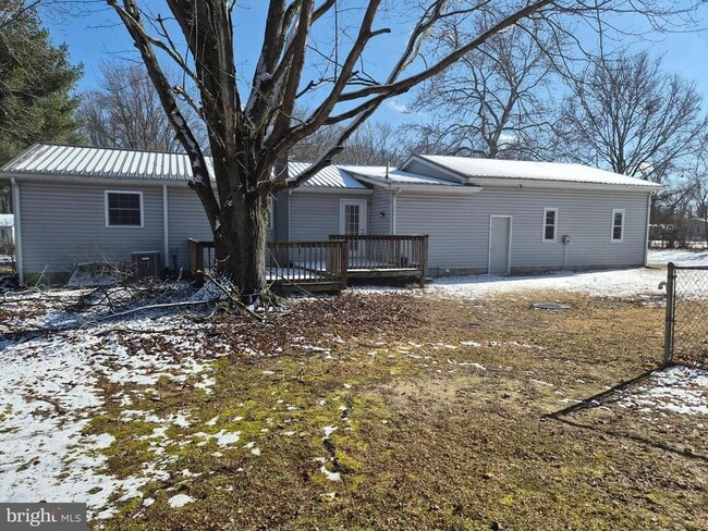 Building Photo - 149 Winfred Dr