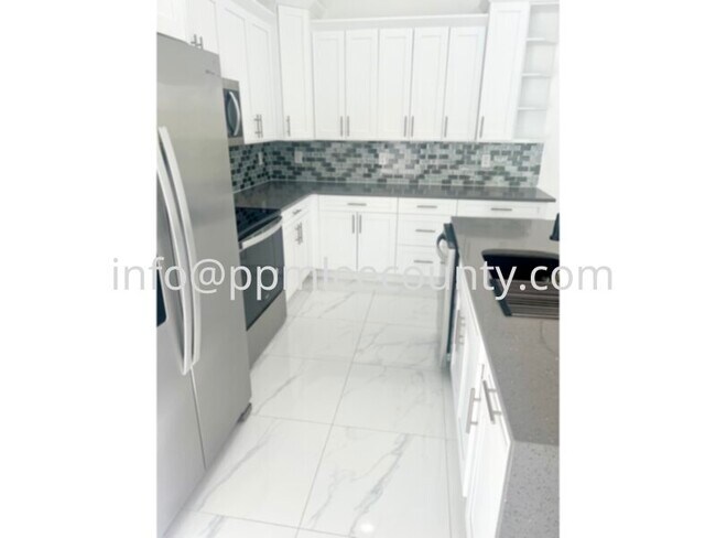 Building Photo - Welcome to this fabulous 2022 build its a ...