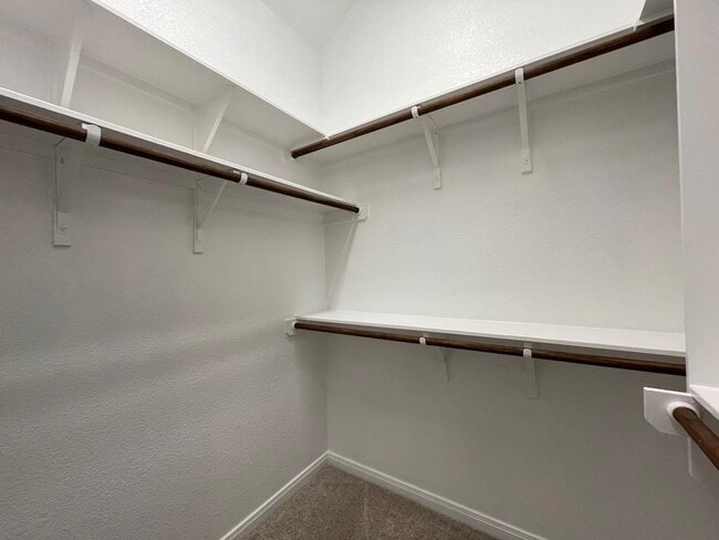 Building Photo - 7519 Broadmoor Cv