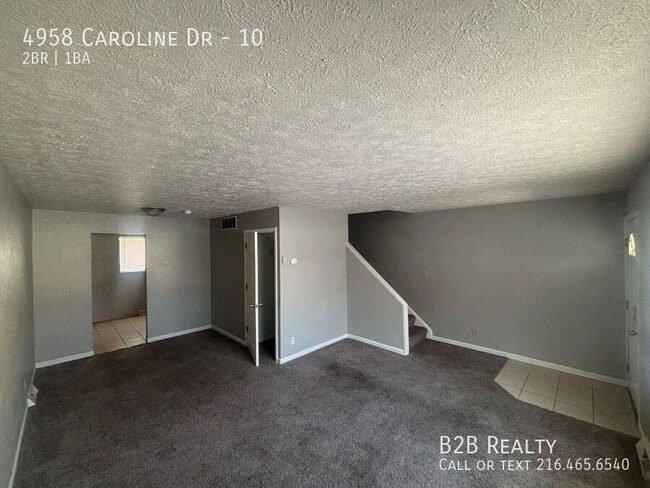 Building Photo - 4958 Caroline Dr