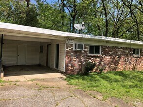 Building Photo - 2 Bed 1 Bath House