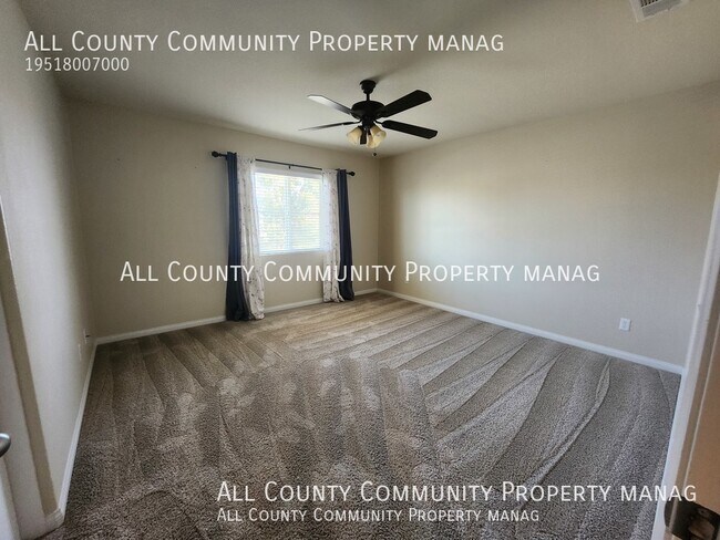 Building Photo - 25255 High Plains Ct