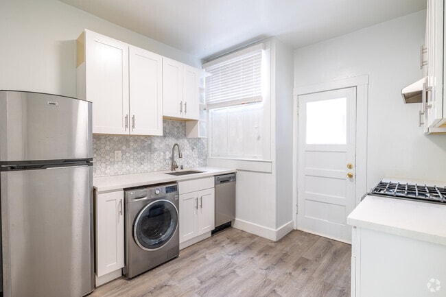 Primary Photo - 2715 Channing