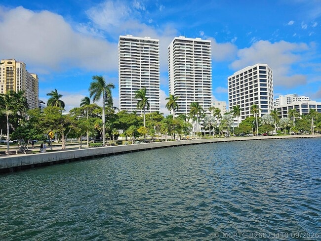 Building Photo - 4500 S Ocean Blvd