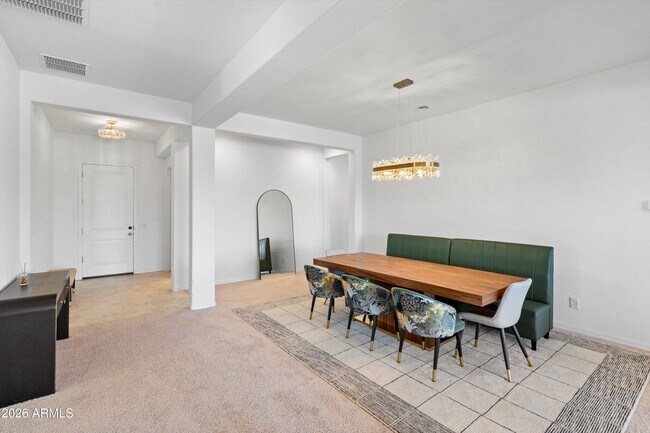 Building Photo - 10812 E Tesla Ave