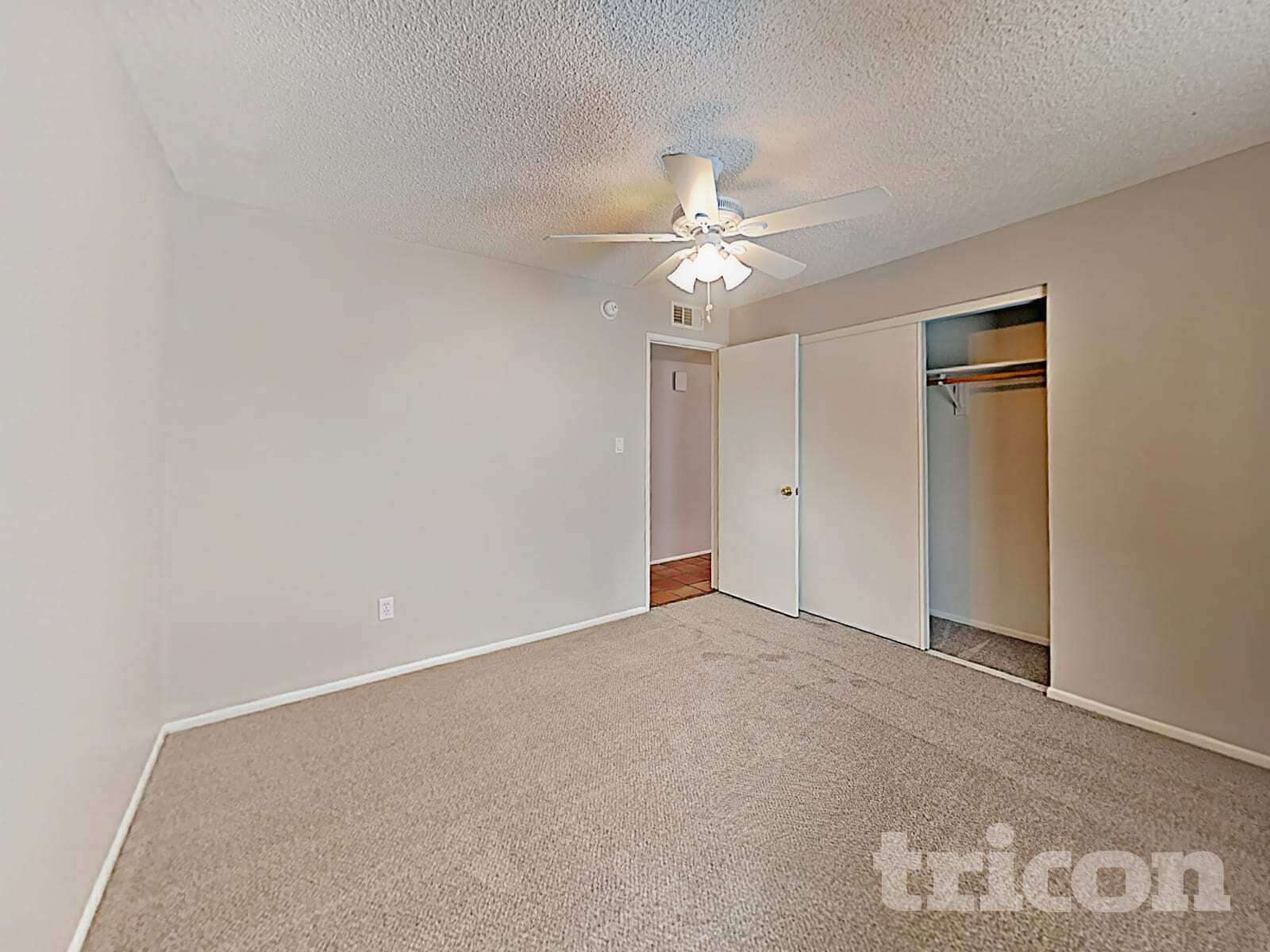 Building Photo - 1246 E Barbara Dr