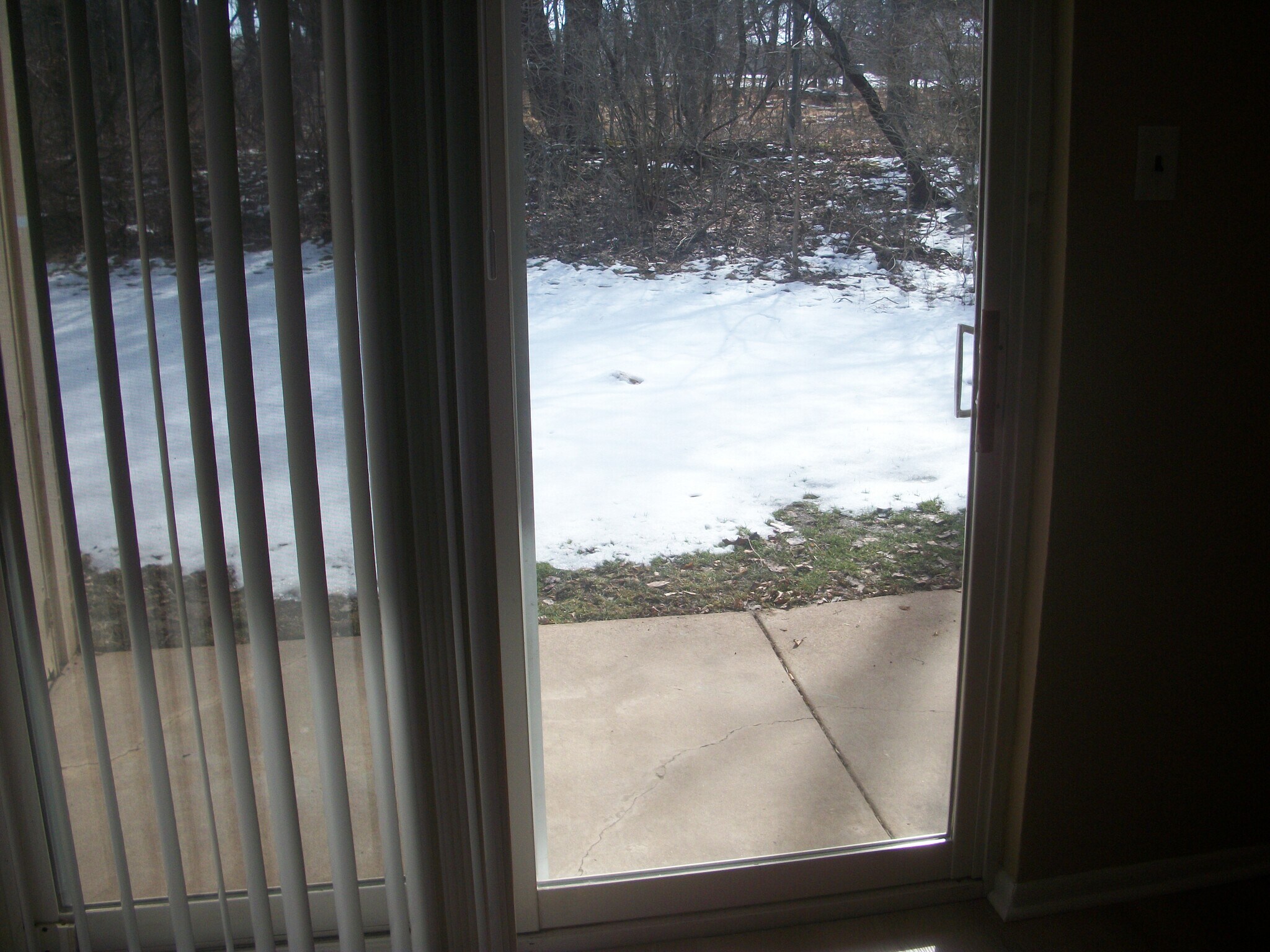 sliding door to patio - 88 Wexford Dr