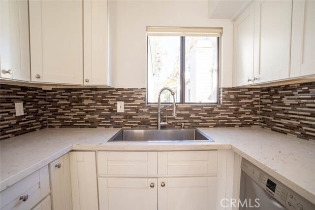 Building Photo - 10475 Newhome Ave