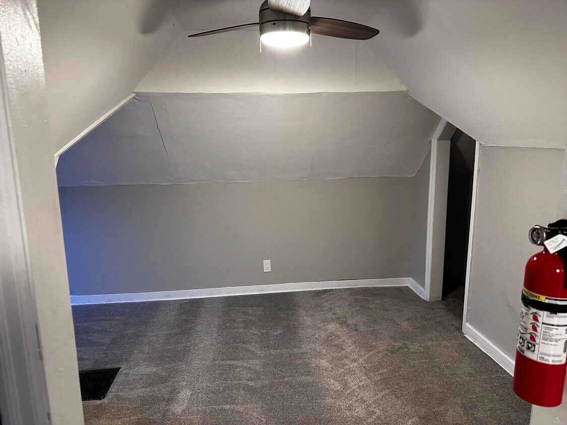 bedroom 3 - 1704 Tyler St NE