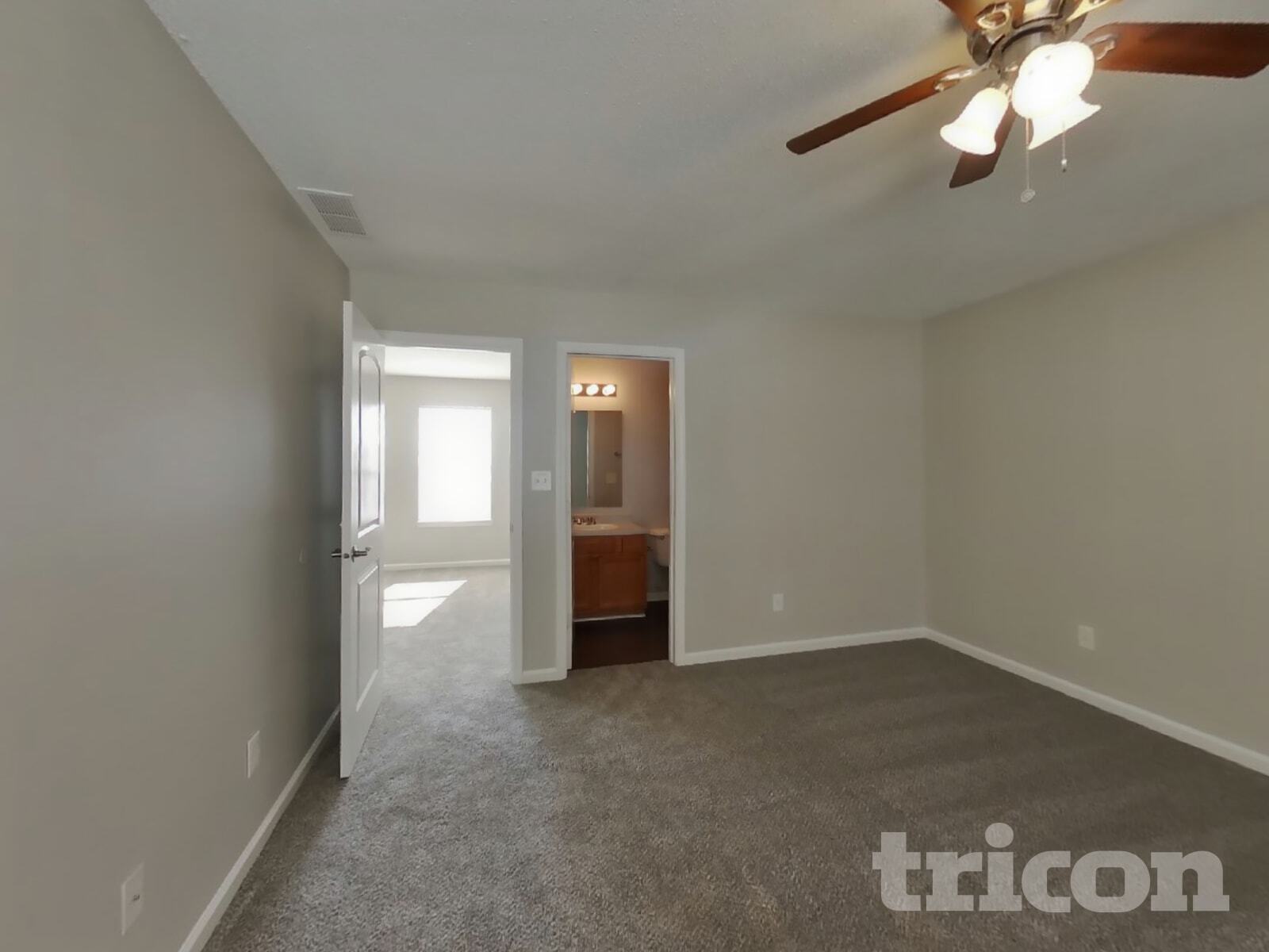 Building Photo - 1432 Dowell St