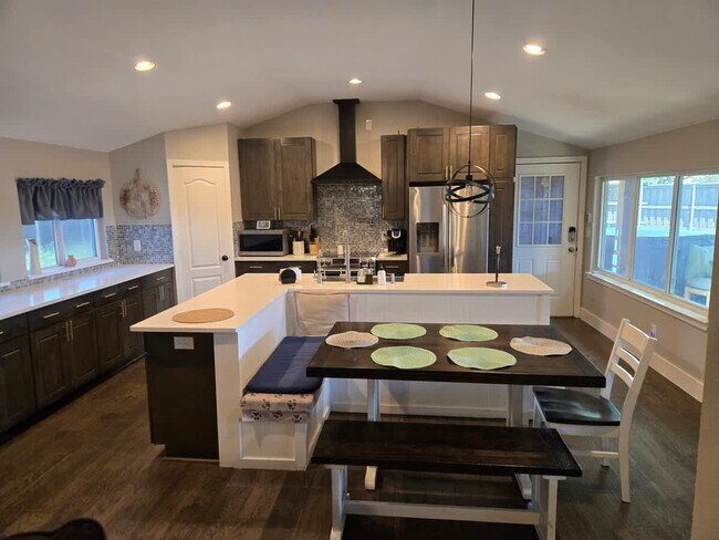 Building Photo - 209 Hardwicke Ln