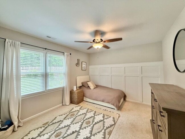 Building Photo - 908 Plateau Ln