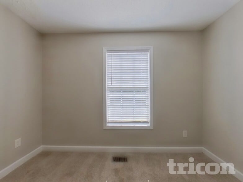 Building Photo - 89 Delane Dr