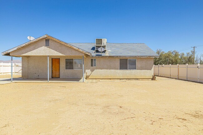 Building Photo - 6940 Quezon Ave