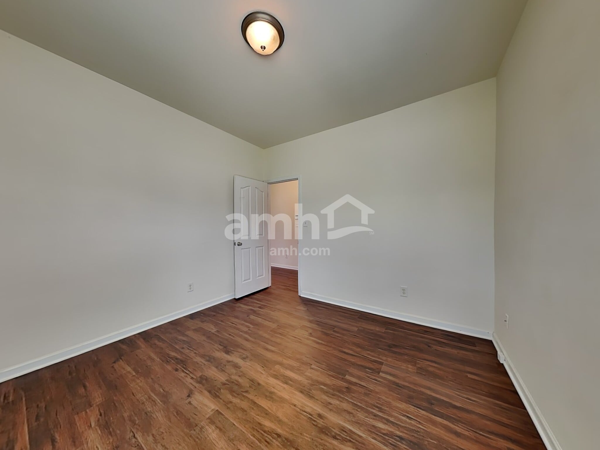 Building Photo - 1416 Paulonia Way