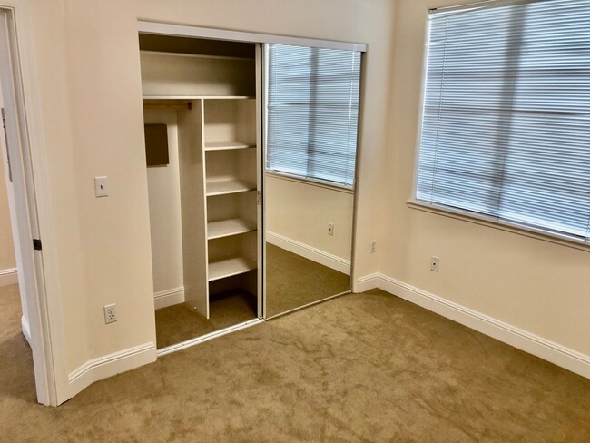 Building Photo - COMING SOON! Huge bi-level 3 bedroom 2.5 b...