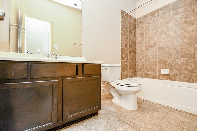 Building Photo - 11022 Ellison Ridge Dr