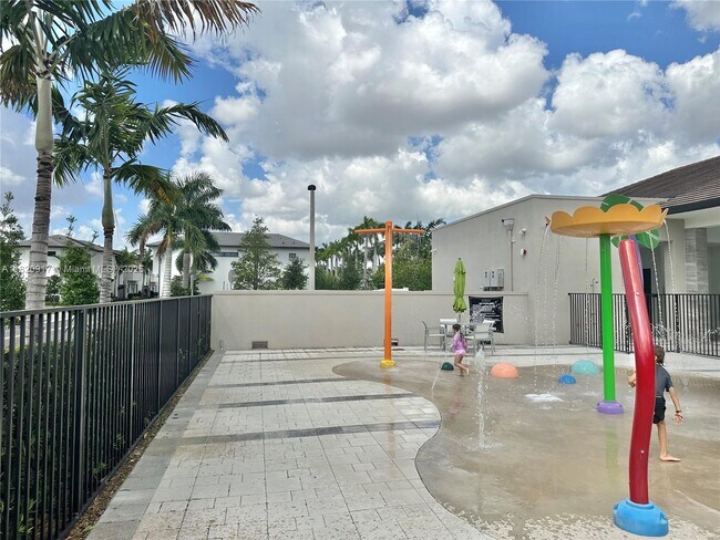 Building Photo - 8348 NW 43rd St