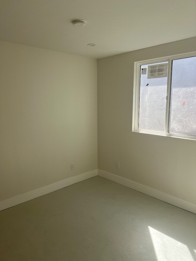 Building Photo - 3541 Homeland Dr