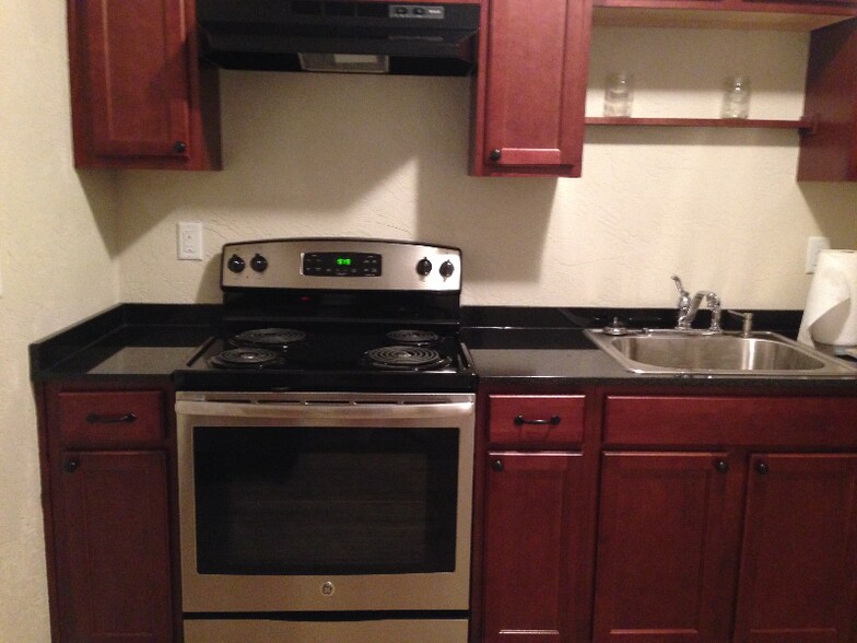 Building Photo - 20 Ruth St