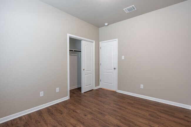 Building Photo - 4-Bedroom, 3-Bath Home in Belton ISD – Ove...