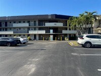 Building Photo - 1530 NE 191st St