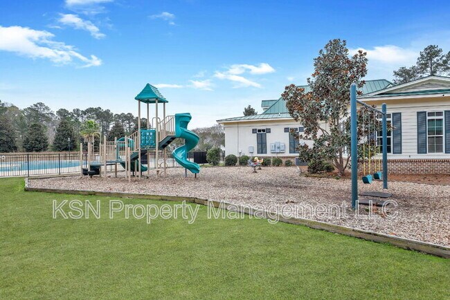 Building Photo - 144 Tahoe Dr