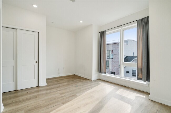 Building Photo - 1809 N 18th St