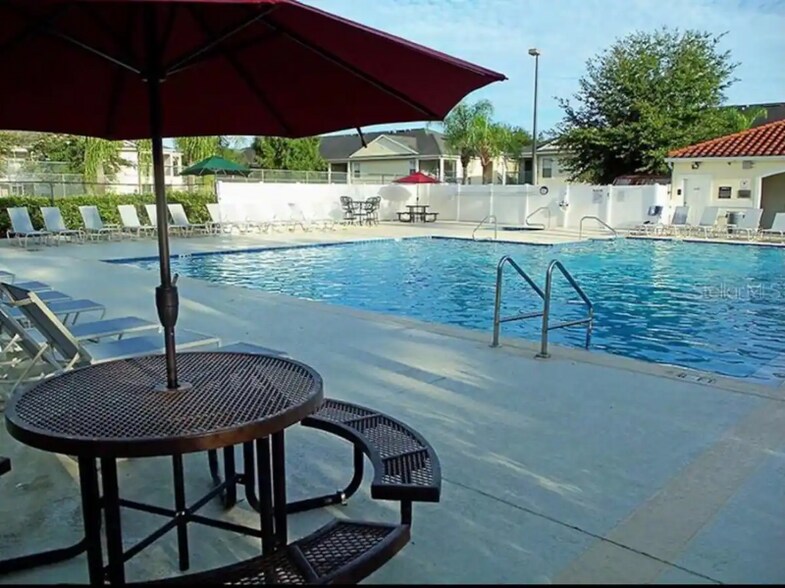 Building Photo - 8824 Coral Palms Ct