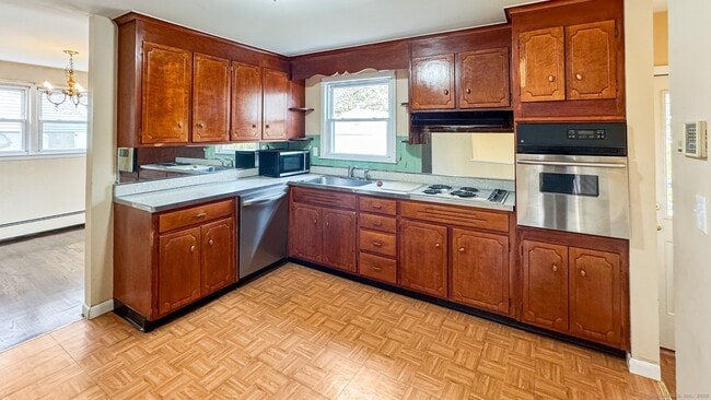 Building Photo - 200 Lobdell Dr