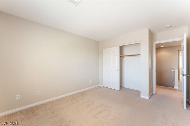 Building Photo - 9440 Highview Rock Ct