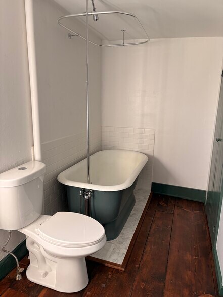 Bathroom-other side - 3380 Coventryville Rd