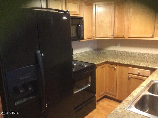 Building Photo - 12440 N 20th St