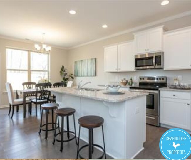 Building Photo - 3316 Slippery Elm Dr
