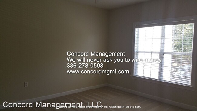 Building Photo - 2 br, 2 bath House - 104 Sunset Circle #204
