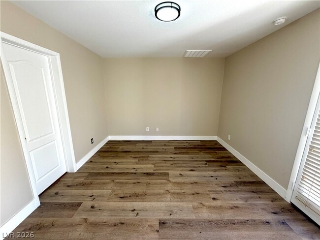 Building Photo - 2278 Chestnut Ranch Ave